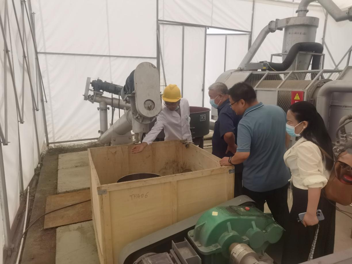 沈阳农业大学陈温福教授一行莅临农业面源污染治理四川省工程研究中心指导工作